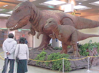 金沢　恐竜